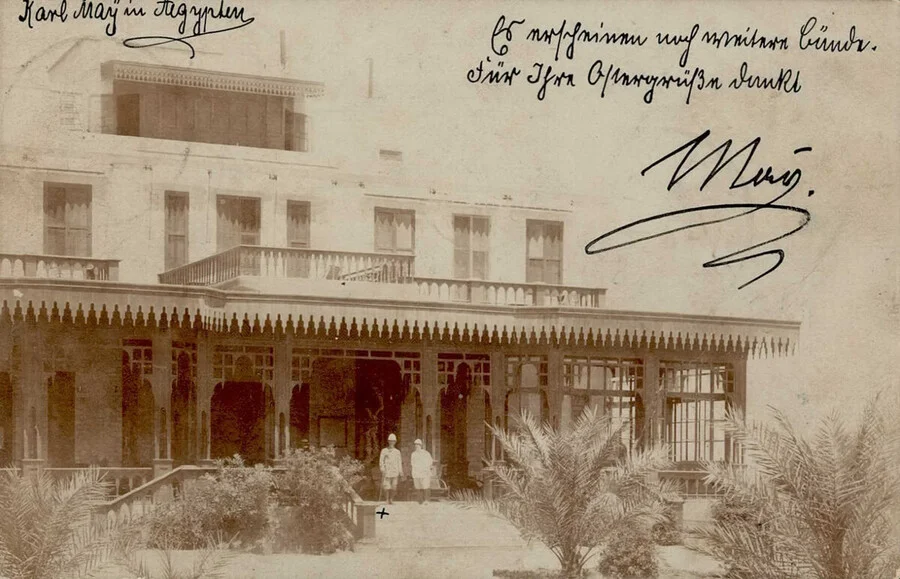 Los Nr. 1652 - Zuschlag 650 Euro - May, Karl Schriftsteller Foto-AK Karl May in Ägypten mit UNTERSCHRIFT und WIDMUNG 1904 I-II